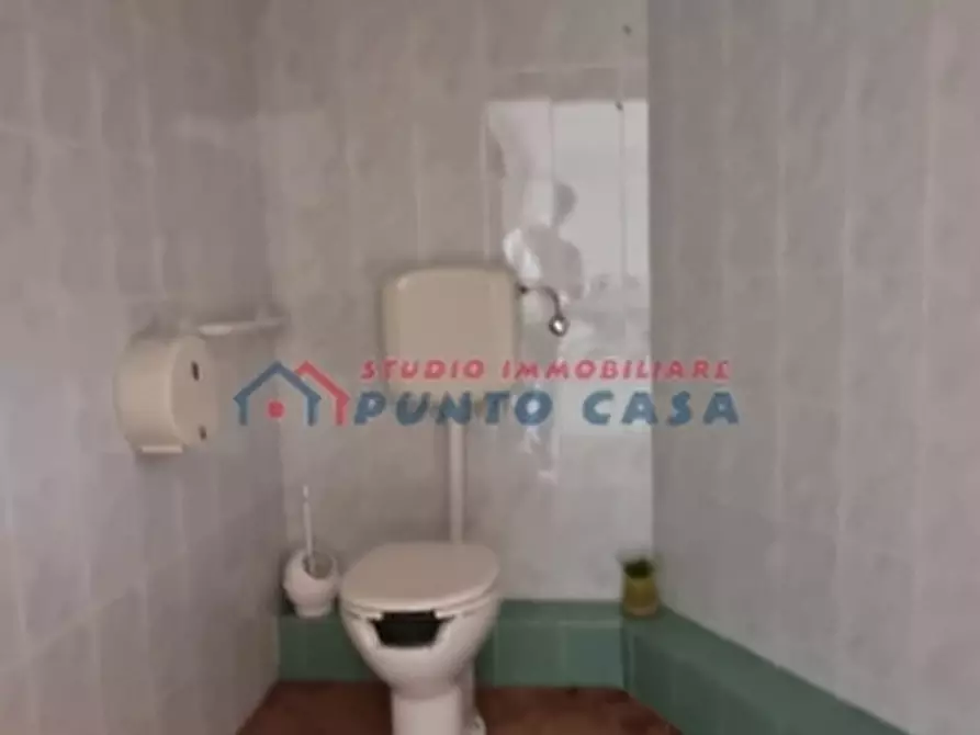 Immagine 8 di Negozio in vendita  in Via Trapani a Valderice