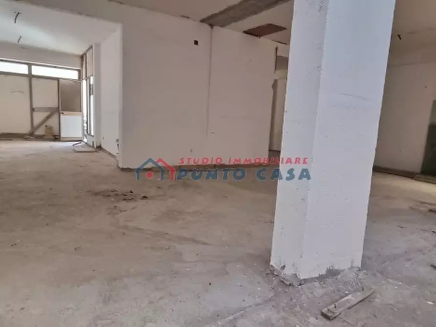 Immagine 4 di Magazzino in affitto  a Trapani