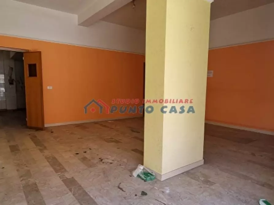 Immagine 4 di Negozio in vendita  a Trapani