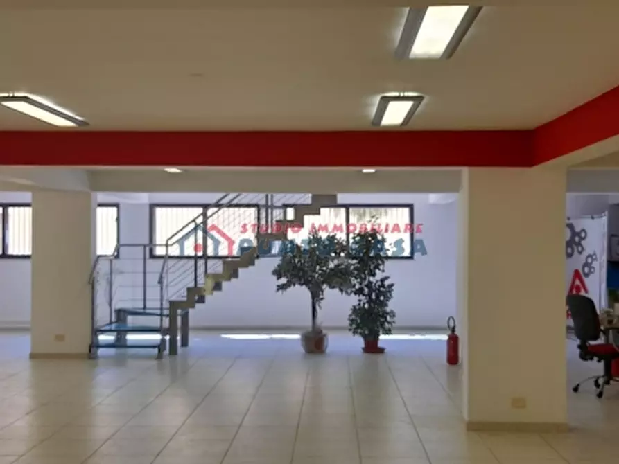 Immagine 7 di Magazzino in vendita  a Trapani
