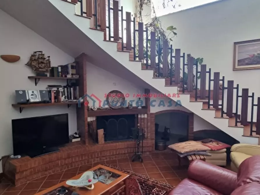 Immagine 3 di Villa in vendita  a Valderice