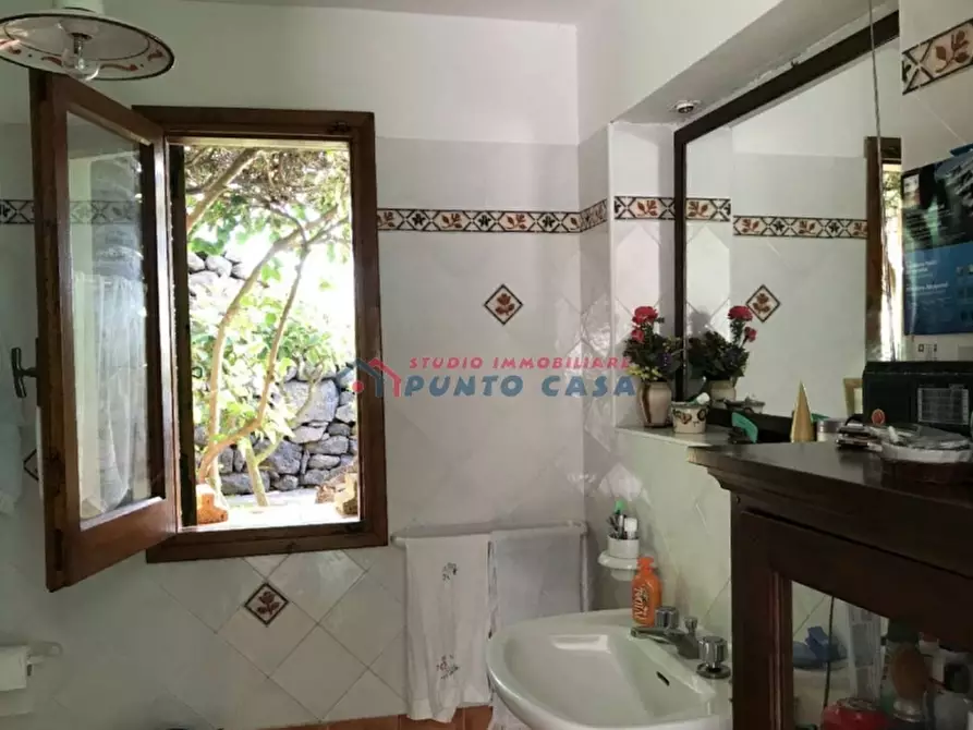 Immagine 11 di Villa in vendita  a Pantelleria