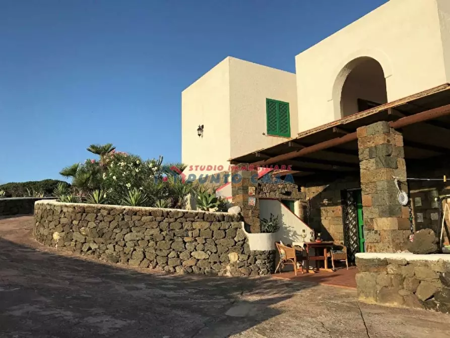 Immagine 12 di Villa in vendita  a Pantelleria