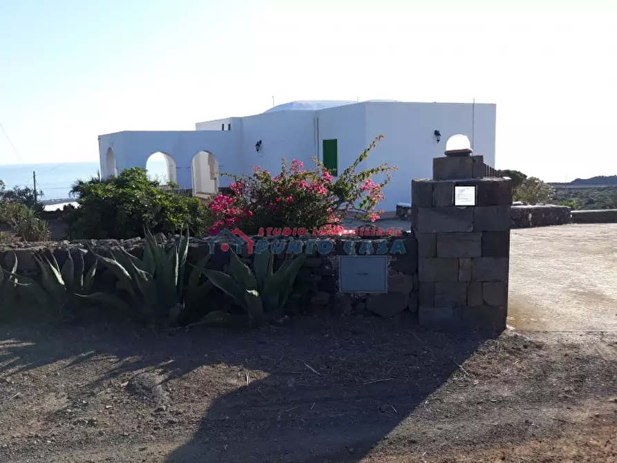 Immagine 19 di Villa in vendita  a Pantelleria
