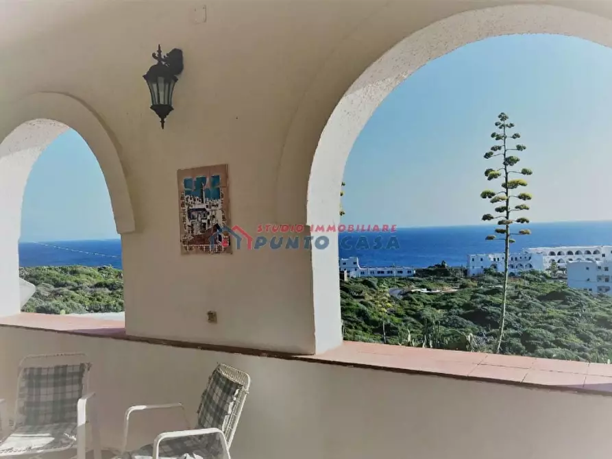 Immagine 23 di Villa in vendita  a Pantelleria