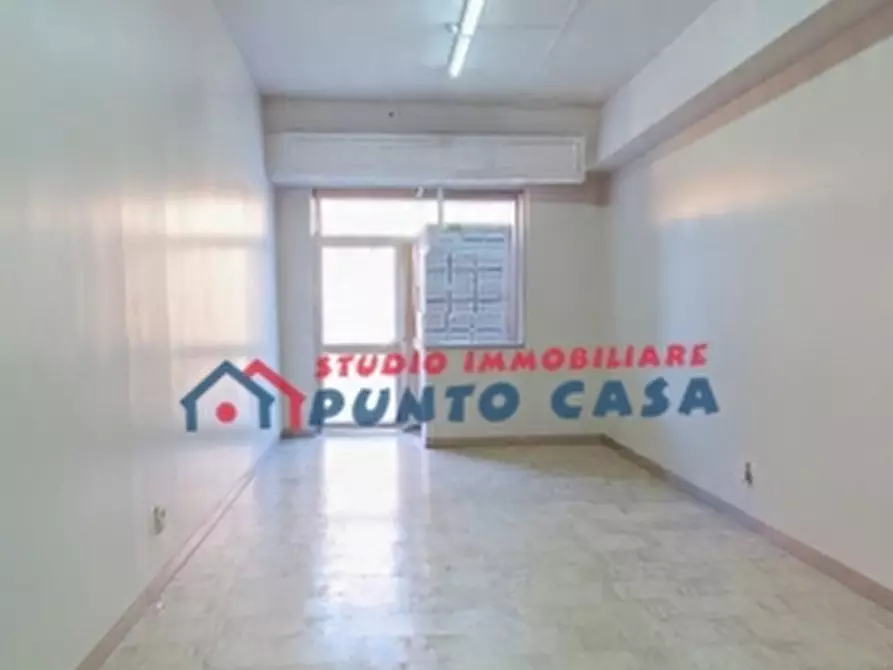 Immagine 13 di Negozio in vendita  a Trapani