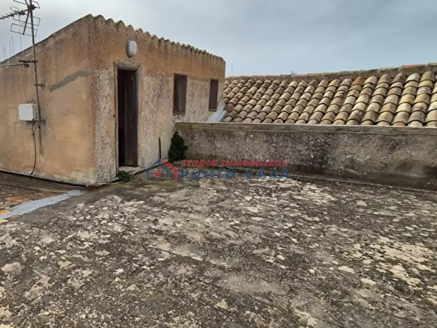 Immagine 28 di Monolocale in vendita  a Erice