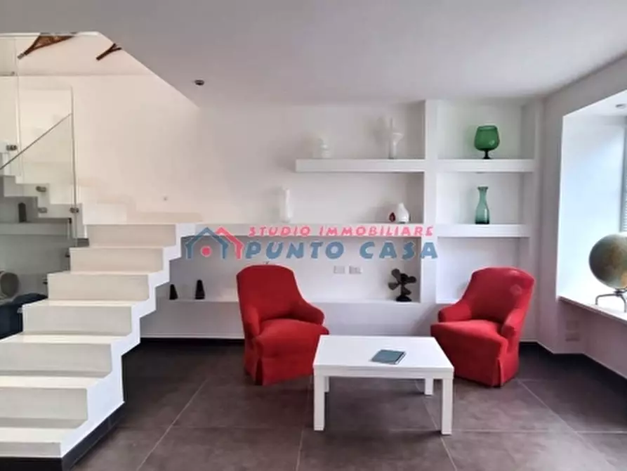 Immagine 10 di Villa in affitto  a Valderice