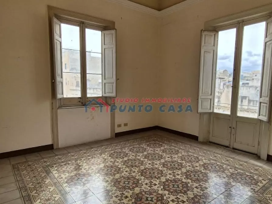 Immagine 2 di Palazzo in vendita  in Via Colonnello Romey a Trapani