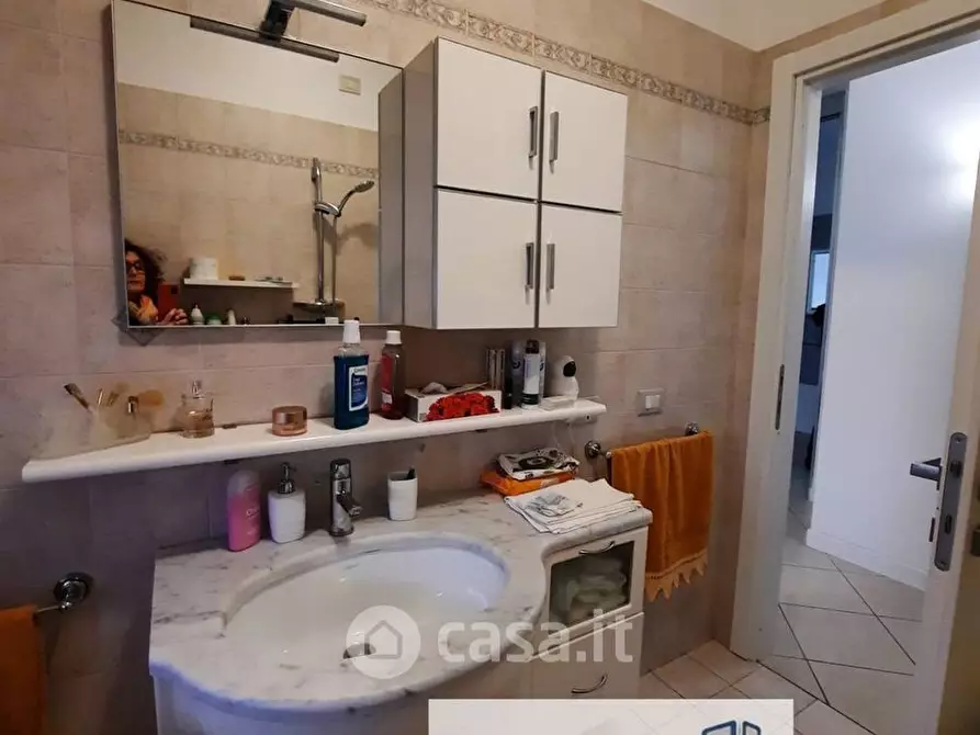 Immagine 13 di Appartamento in vendita  in Via Cavour 12 a Alba Adriatica