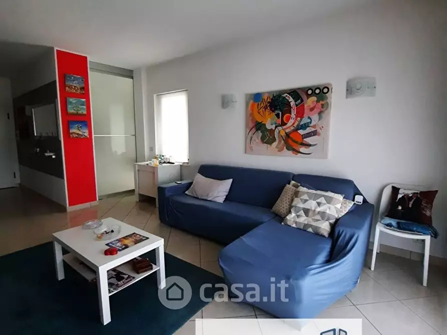 Immagine 5 di Appartamento in vendita  in Via Cavour 12 a Alba Adriatica