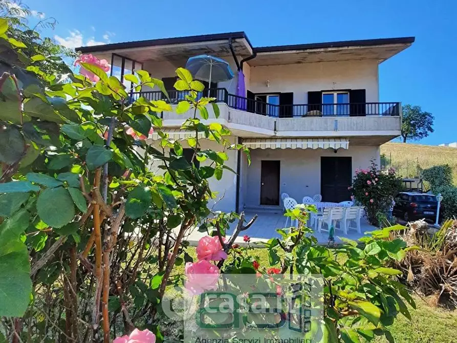 Immagine 26 di Villa in vendita  a Tortoreto