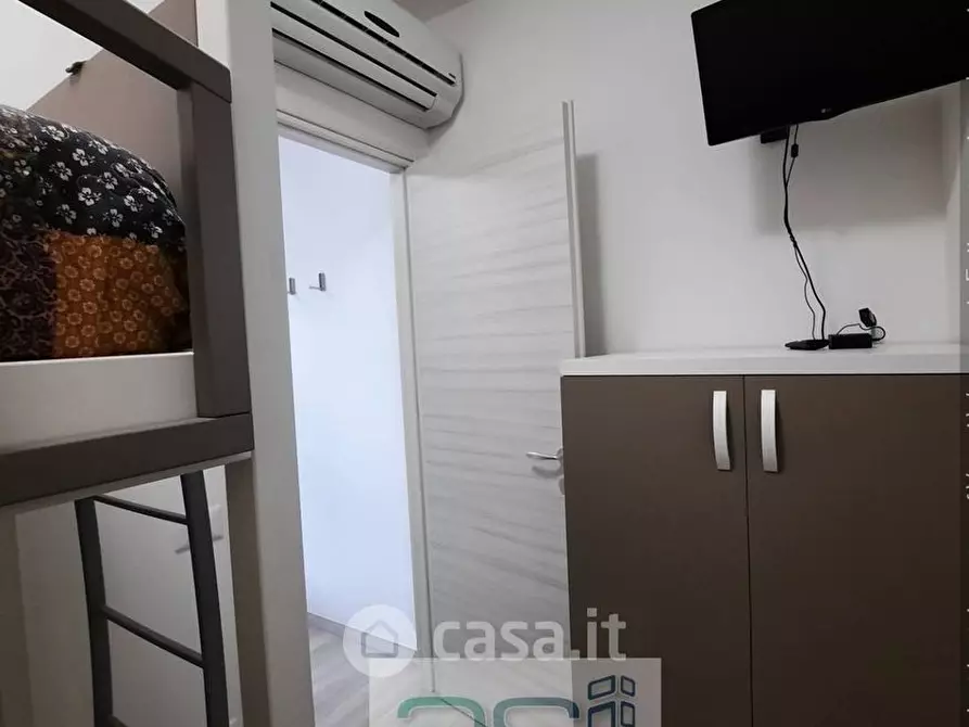 Immagine 28 di Appartamento in vendita  in Lungomare Zara a Giulianova