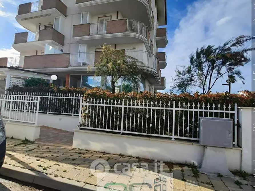 Immagine 31 di Appartamento in vendita  in Lungomare Zara a Giulianova