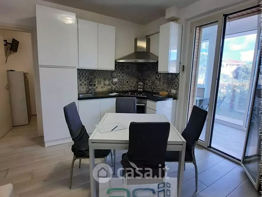 Immagine 4 di Appartamento in vendita  in Lungomare Zara a Giulianova