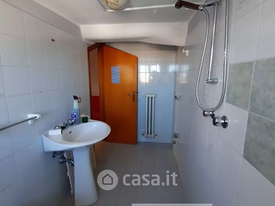 Immagine 6 di Appartamento in vendita  in Via Oglio a Alba Adriatica