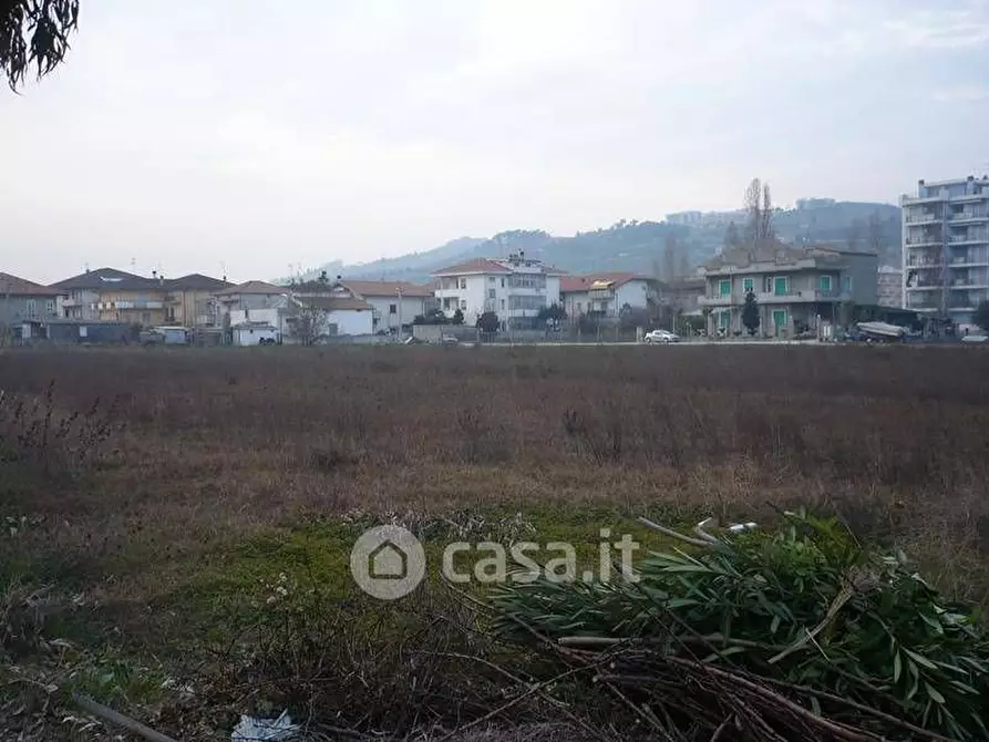 Immagine 1 di Terreno residenziale in vendita  in Via Duca d'Aosta a Alba Adriatica