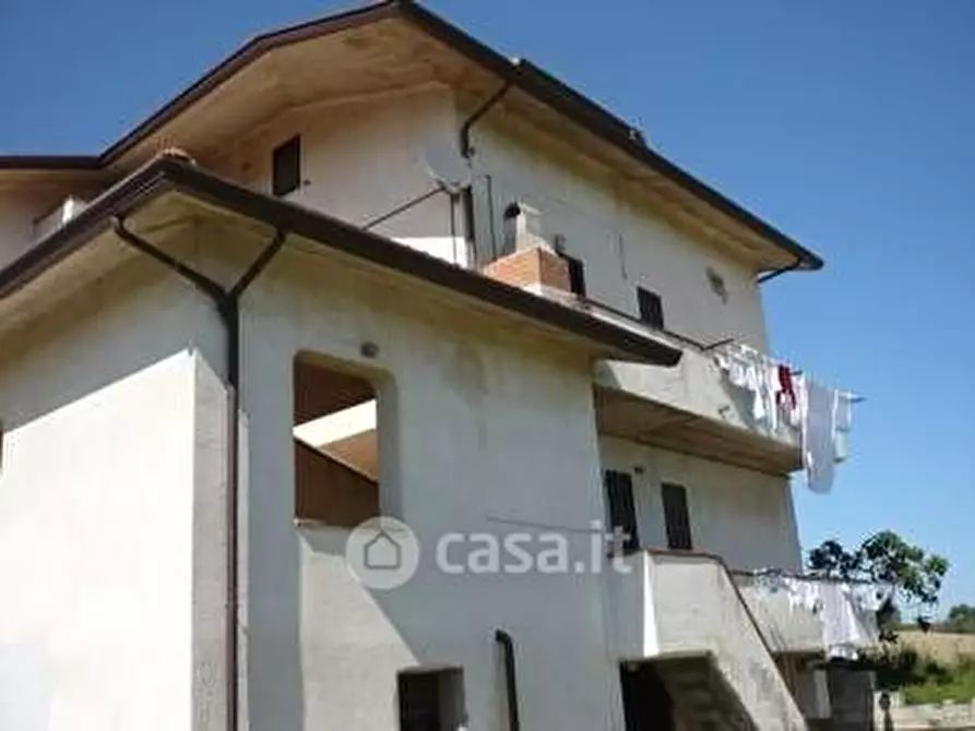 Immagine 2 di Casa indipendente in vendita  in Strada Provinciale 262 94 a Bellante