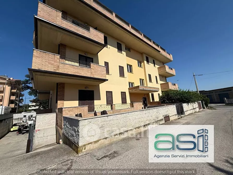 Immagine 1 di Appartamento in vendita  in Via Ugo Foscolo a Corropoli