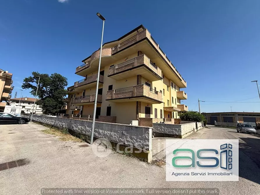 Immagine 2 di Appartamento in vendita  in Via Ugo Foscolo a Corropoli