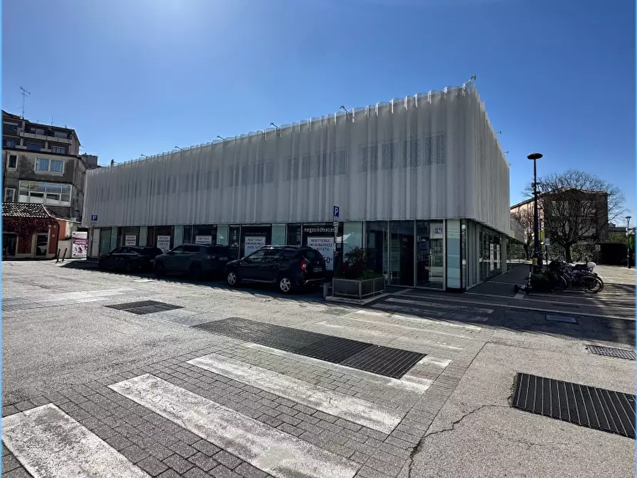Immagine 1 di Ufficio in affitto  in CANDIANI a Venezia