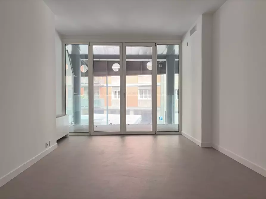 Immagine 11 di Ufficio in affitto  in VIA TEVERE a Venezia