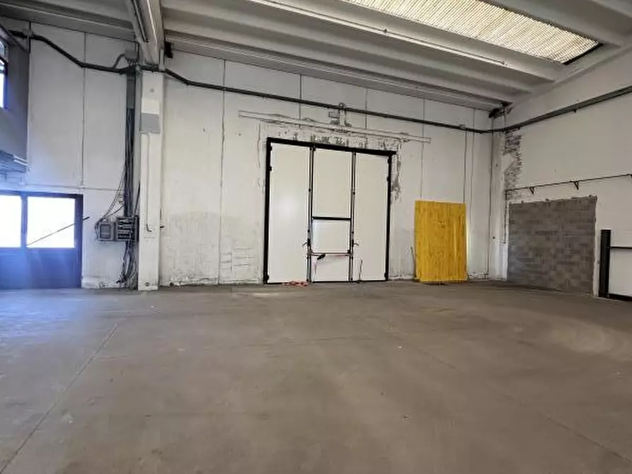 Immagine 7 di Capannone industriale in vendita  in VIA PRALUNGA a Meolo