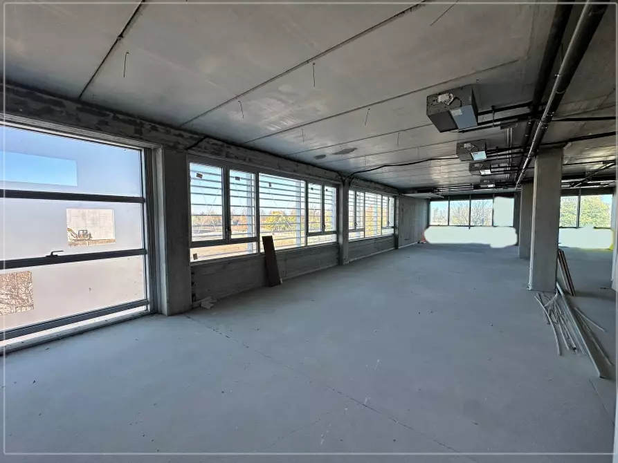 Immagine 2 di Ufficio in affitto  in VIA TREVISO MARE a Roncade