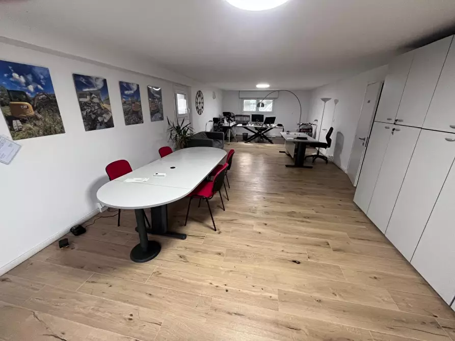 Immagine 3 di Ufficio in affitto  in VIA GAZZERA a Venezia