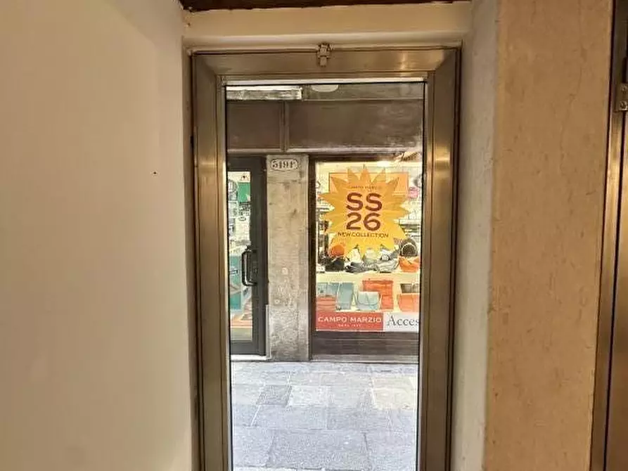 Immagine 2 di Negozio in affitto  in San Marco a Venezia