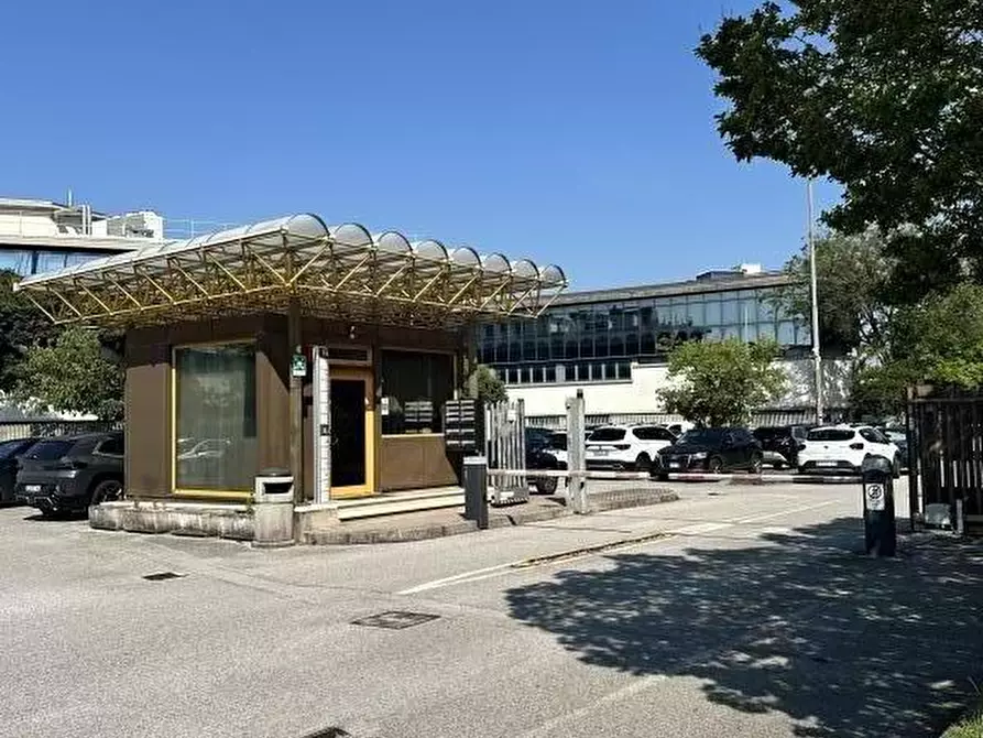 Immagine 12 di Ufficio in affitto  in Via torino 105 a Venezia