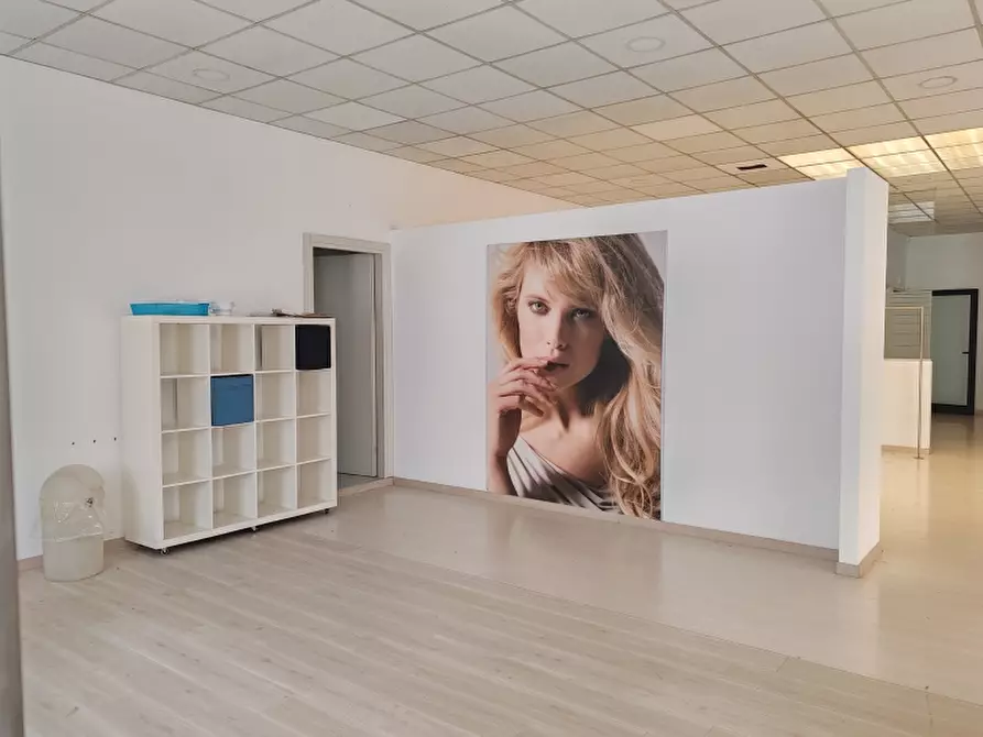 Immagine 3 di Ufficio in vendita  in VIA ALTA a Marcon