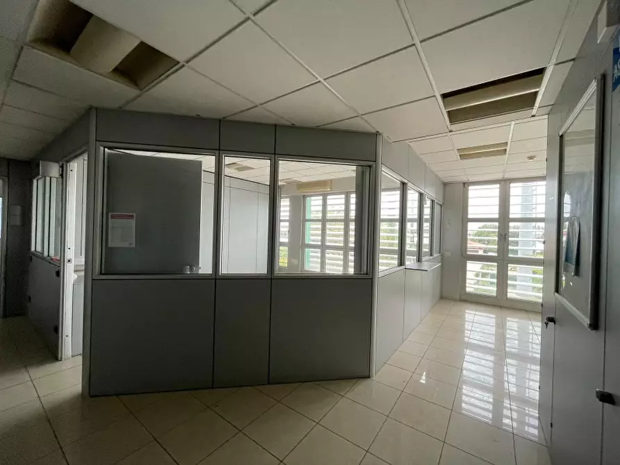 Immagine 1 di Ufficio in affitto  in VIA INDUSTRIE a Pianiga
