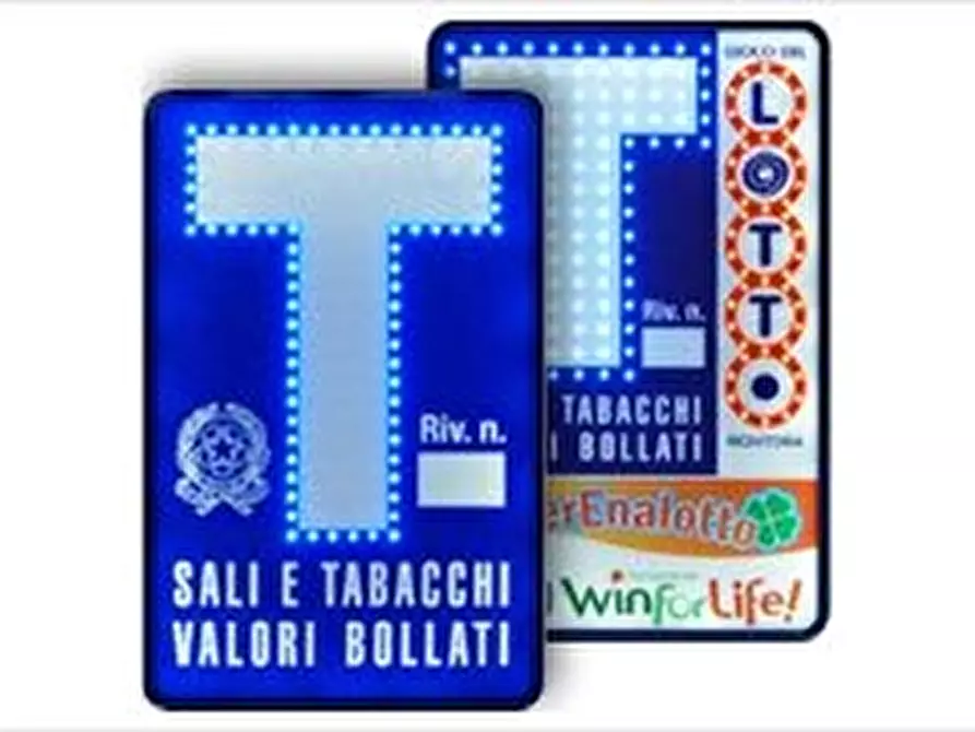 Immagine 1 di Attività commerciale in vendita  in VIA CAORLE a Caorle