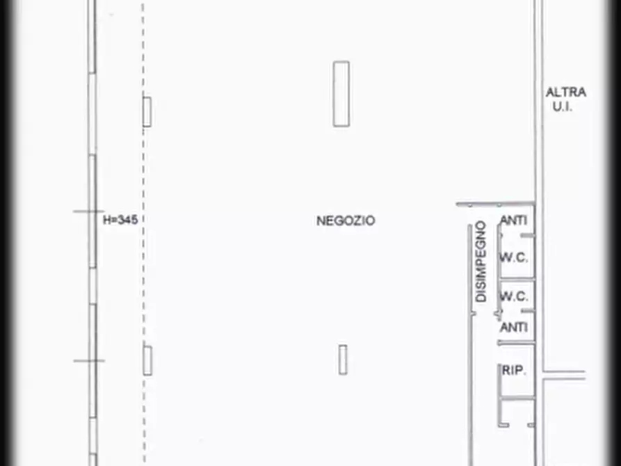 Immagine 1 di Locale commerciale in vendita  in VIA SPRESIANO a Spresiano
