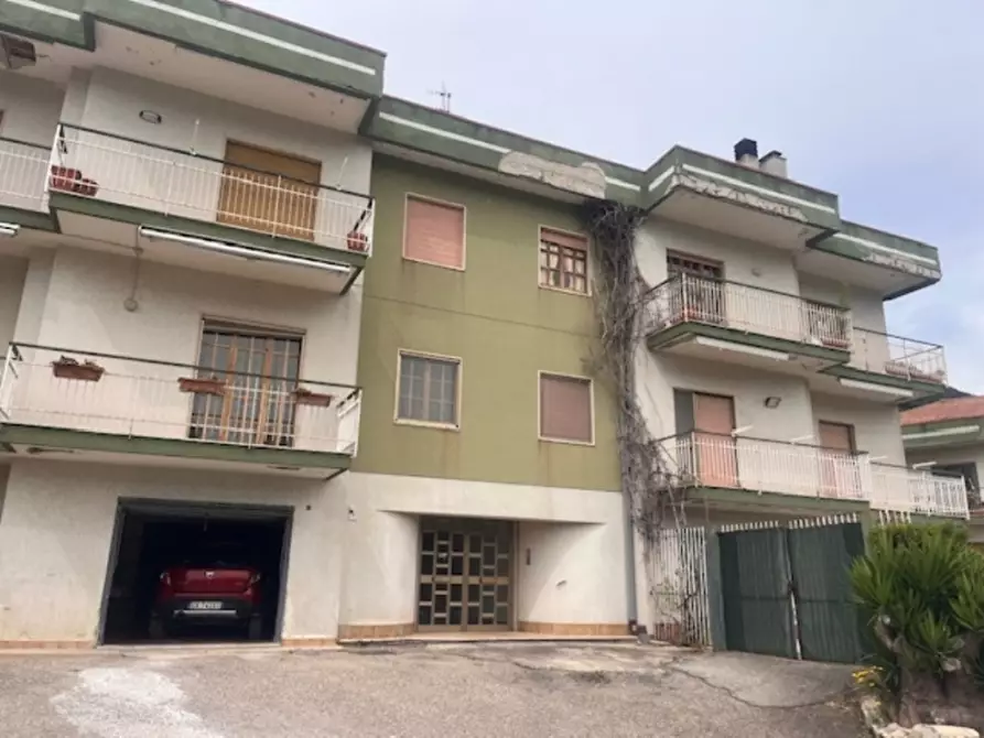 Immagine 2 di Appartamento in vendita  a Capaccio Paestum