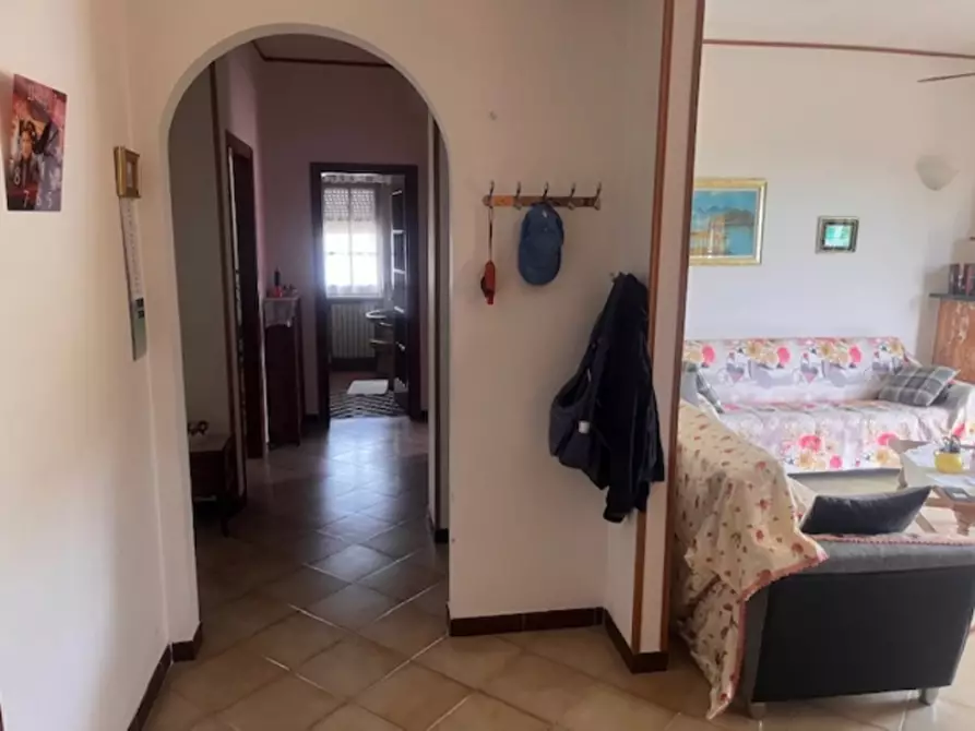 Immagine 19 di Appartamento in vendita  a Capaccio Paestum