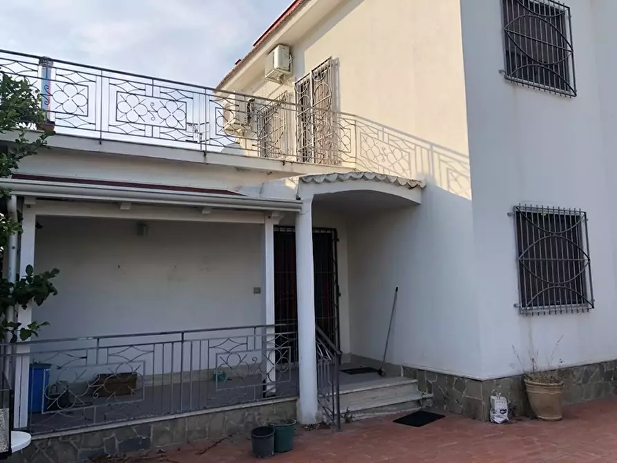 Immagine 4 di Villa in vendita  in via A.Vespucci 13 a Capaccio Paestum