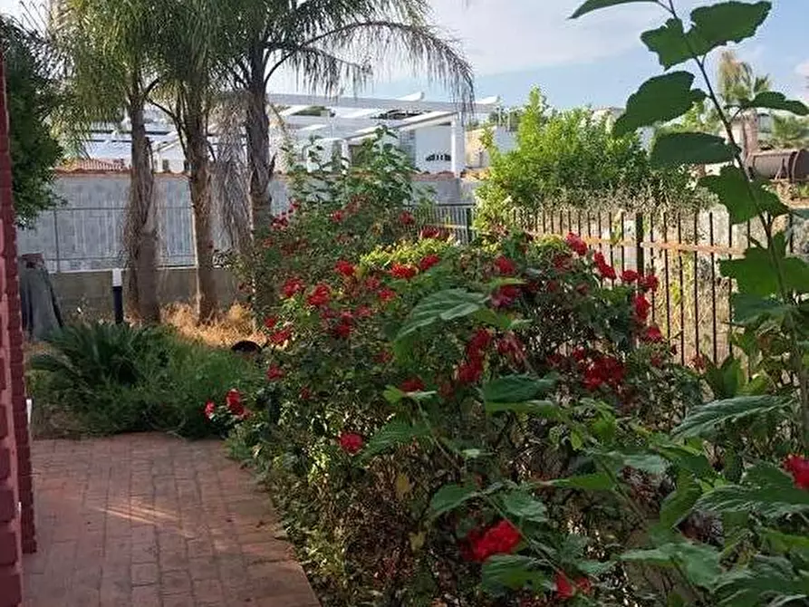 Immagine 5 di Villa in vendita  in via A.Vespucci 13 a Capaccio Paestum