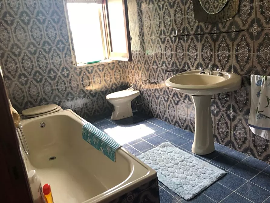 Immagine 9 di Villa in vendita  in via della Giuncaia 43 a Capaccio Paestum