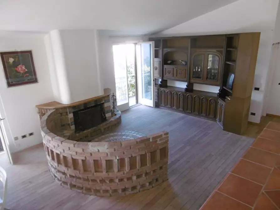 Immagine 6 di Casa indipendente in vendita  in Via Milano a Viggiù