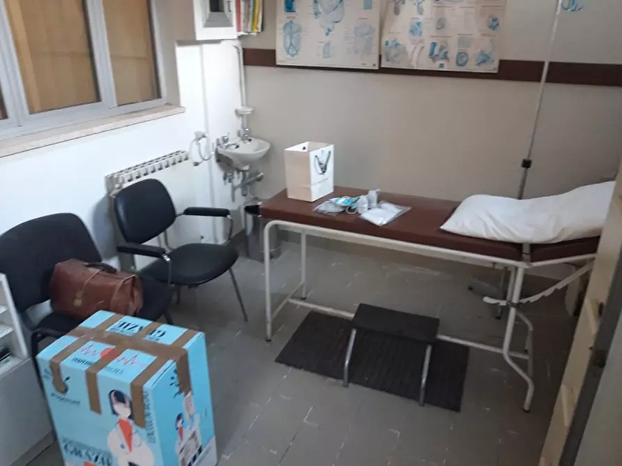 Immagine 15 di Ufficio in vendita  in Corso Matteotti a Montecatini Terme