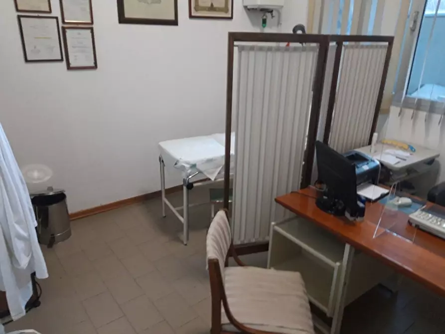 Immagine 17 di Ufficio in vendita  in Corso Matteotti a Montecatini Terme