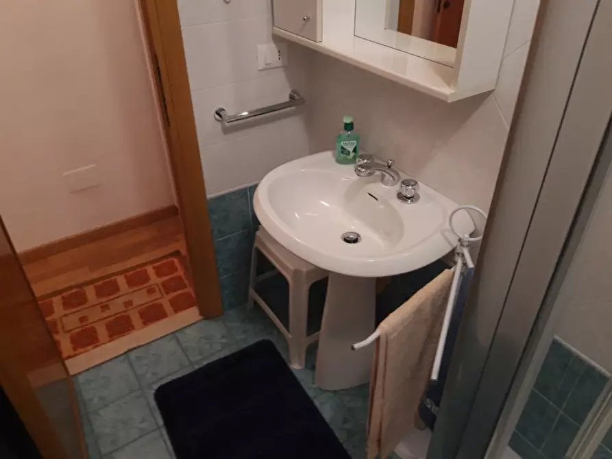 Immagine 17 di Appartamento in vendita  in Viale Fedeli a Montecatini Terme