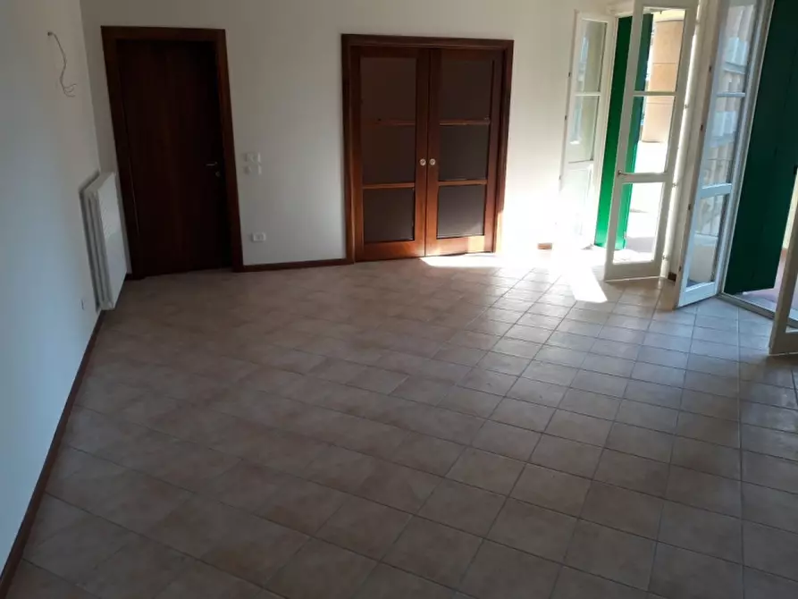 Immagine 3 di Appartamento in vendita  a Montecatini Terme