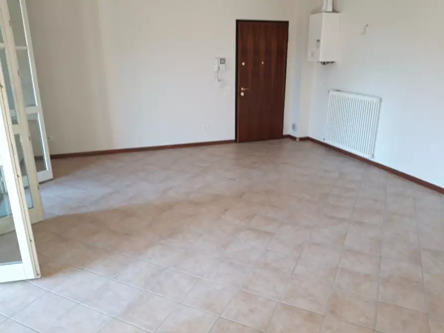 Immagine 6 di Appartamento in vendita  a Montecatini Terme