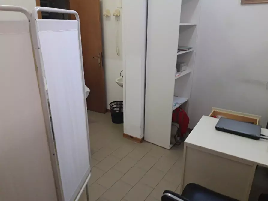 Immagine 6 di Ufficio in vendita  in Corso Matteotti a Montecatini Terme