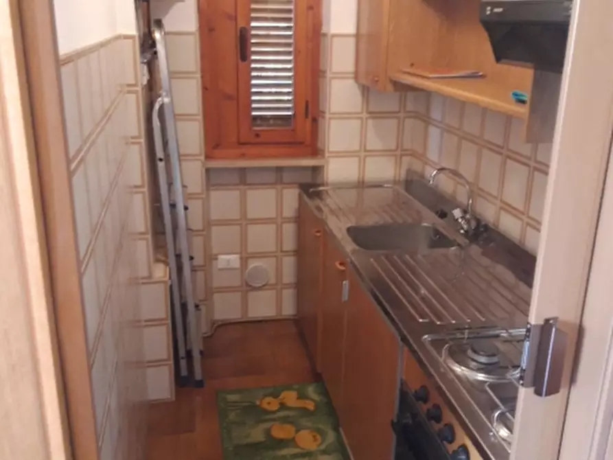 Immagine 8 di Appartamento in vendita  in Viale Fedeli a Montecatini Terme