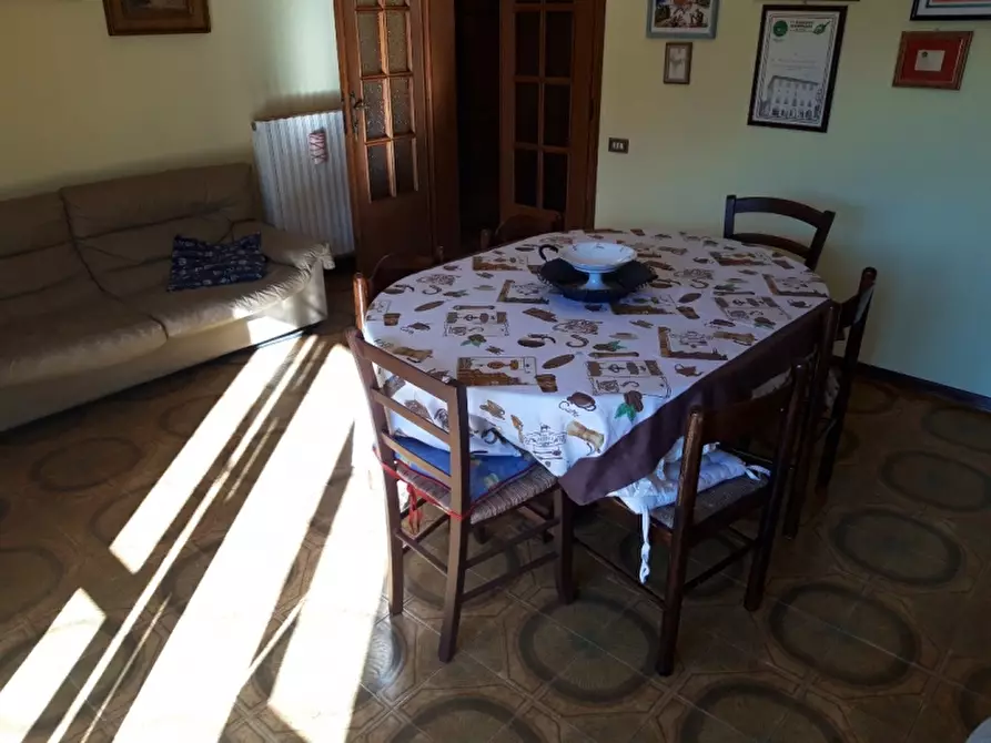 Immagine 9 di Appartamento in vendita  in Via Lucchese a Uzzano