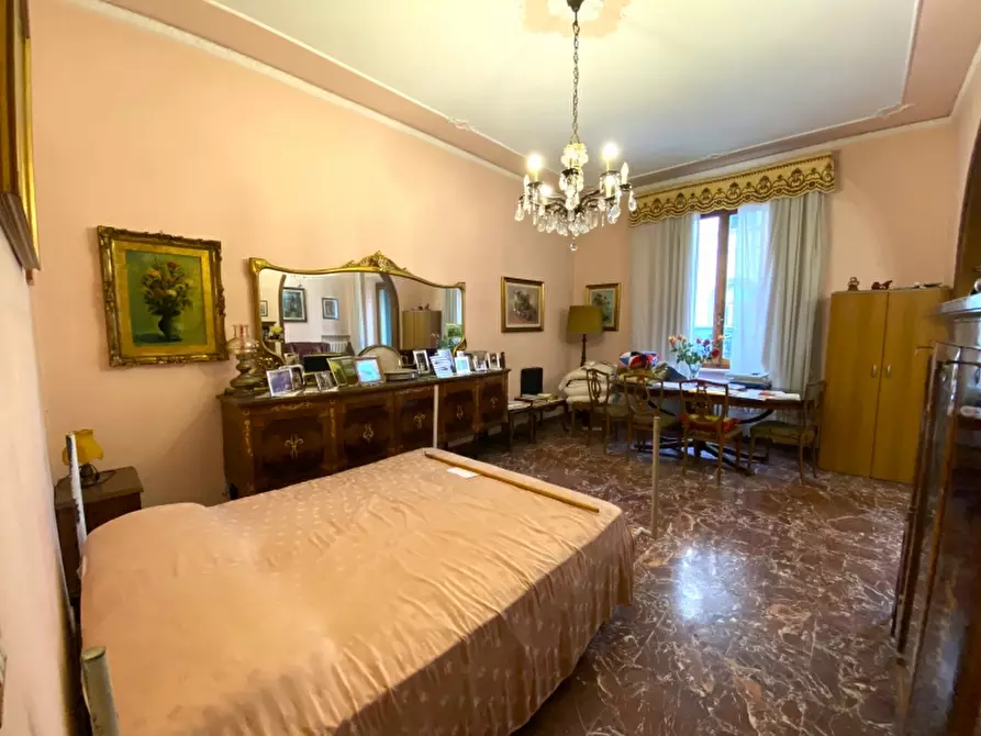 Immagine 22 di Villa in vendita  in Via Giovanni Pascoli a Montecatini Terme